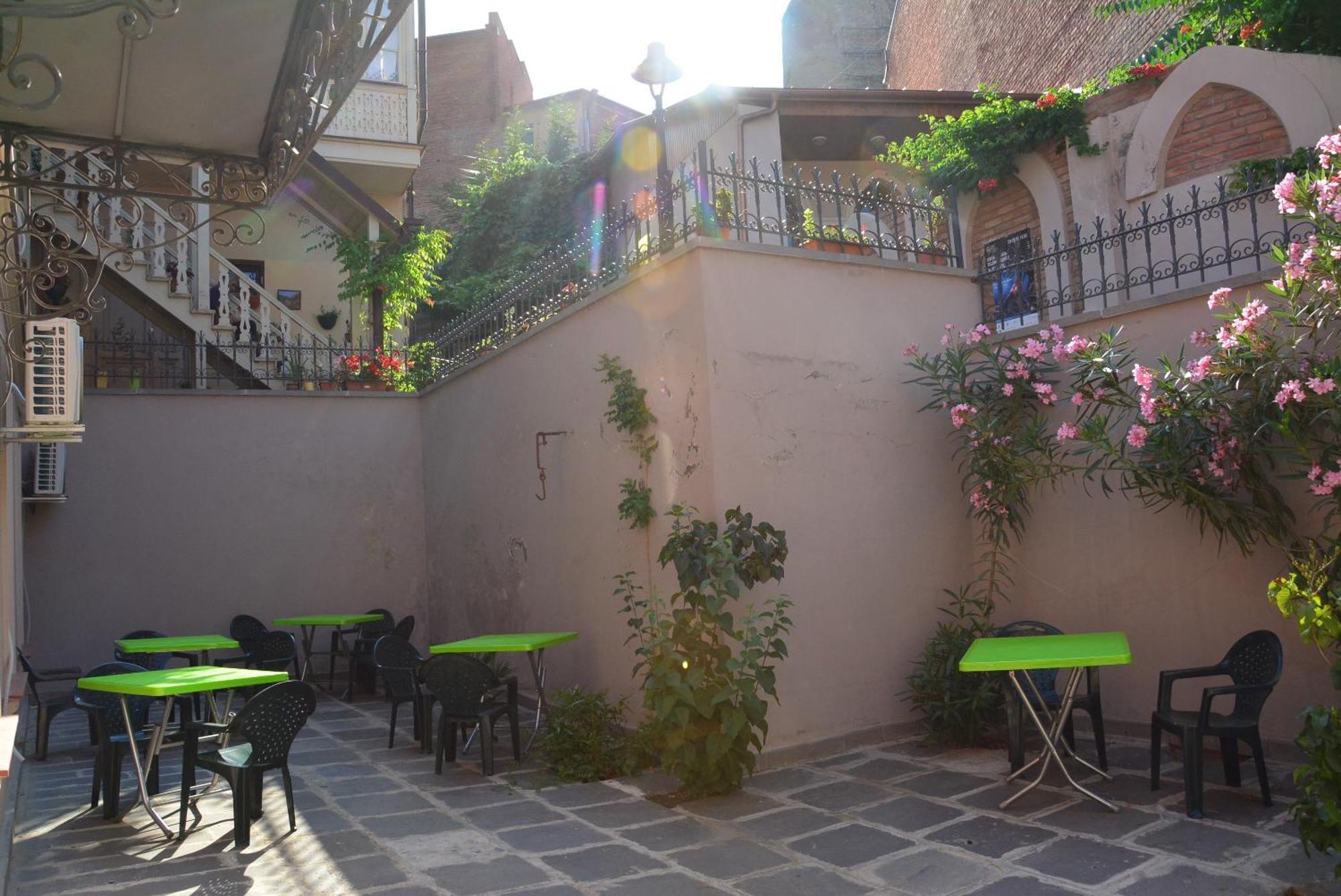 Hotel Canyon Tbilisi Exterior photo