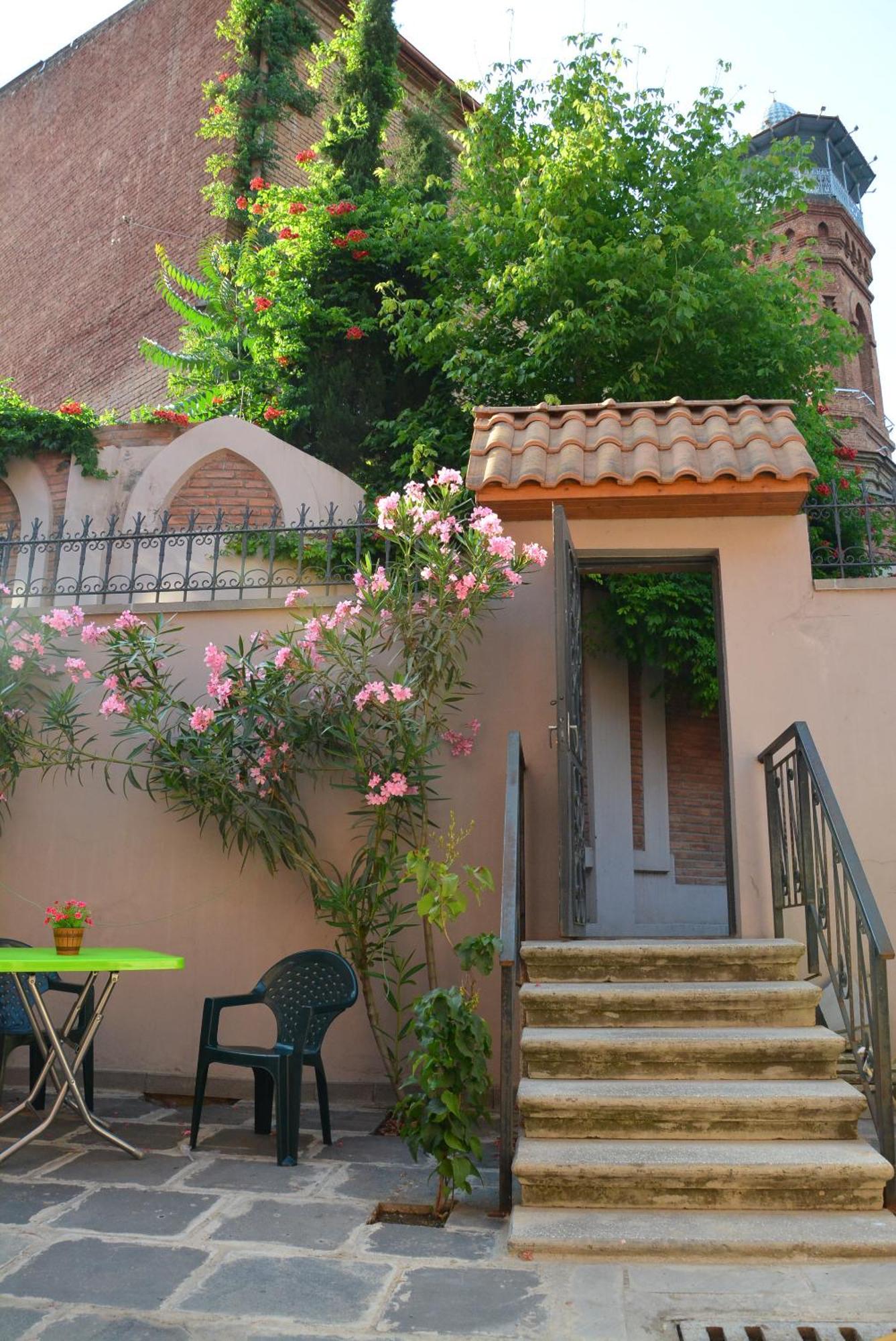 Hotel Canyon Tbilisi Exterior photo